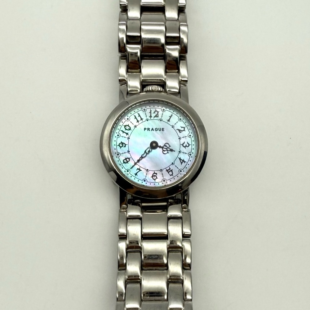 Prague mother pearl watch, 30mm size case, 7in size wrist bracelet.